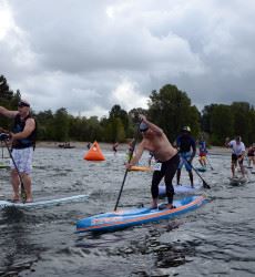 Group Racing on Paddleboards